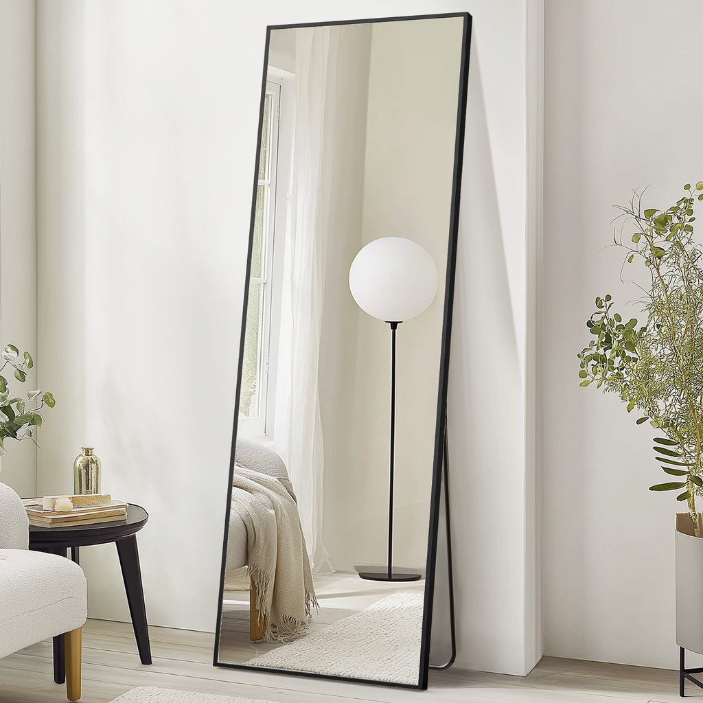 Arched Full-Length Floor Mirror detail