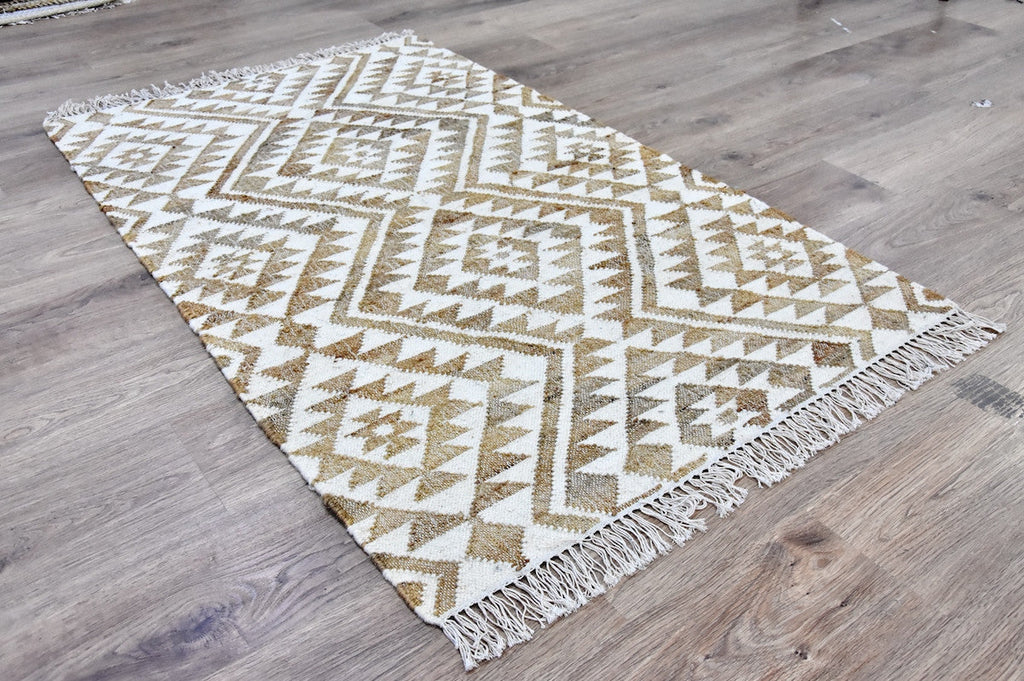 Kilim jute and wool rug, view 6